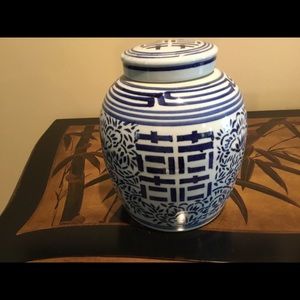 Blue and white covered double happiness jar chinoiserie